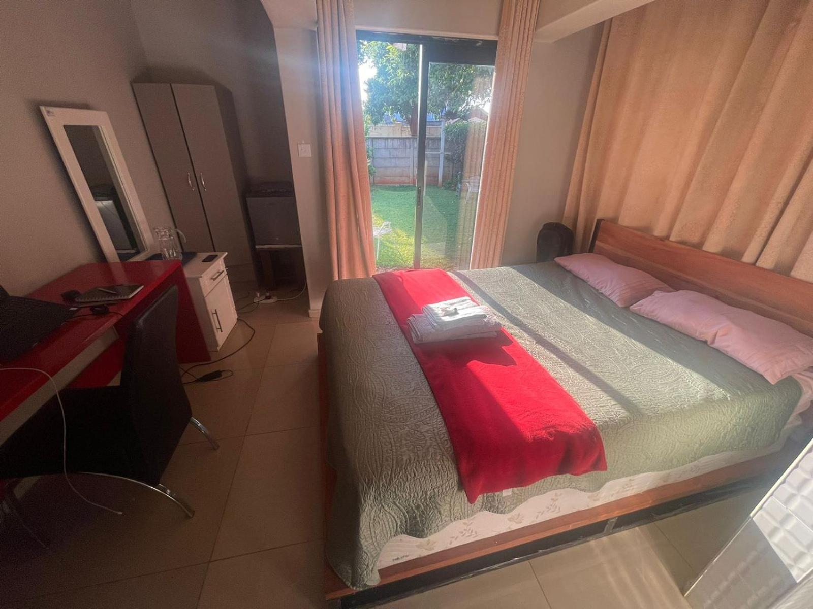 The Hawks Bed And Breakfast Harare Exteriör bild